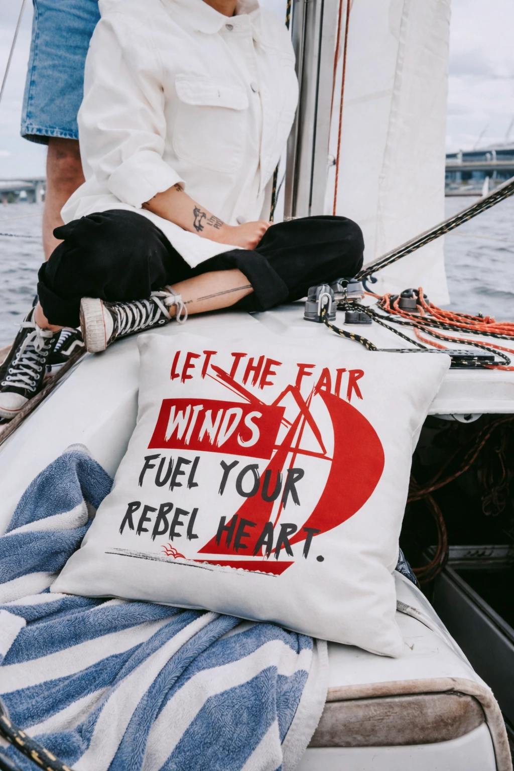 waterproof pillow with sailing quote